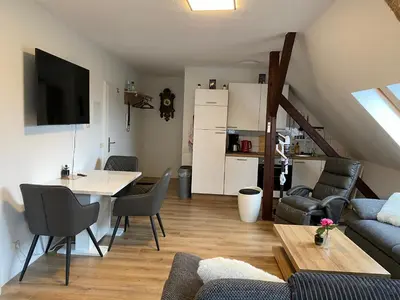 Küche/Küchenzeile in der Unterkunft FeWo WIEKO Plauen Leibnizstr. H1 DG Mitte