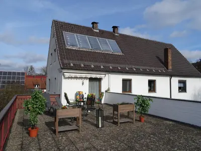 Das Gebäude in dem sich die Ferienwohnung befindet