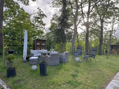 Ein Garten an der Unterkunft * Stadtvilla Plauen * * außergewöhnlich * 2 Zimmerwohnung * Zentrumsnah