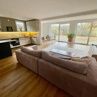 SONNENWEG Designwohnung mit Gartenblick