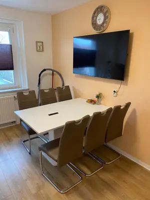 TV/Unterhaltungsangebot in der Unterkunft FeWo WIEKO Plauen Leibnizstr. H3, 3.OG links