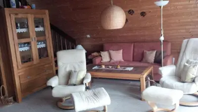 Ein Sitzbereich in der Unterkunft Ferienhaus Susanne