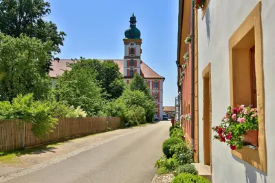Die Umgebung um das Hotel
