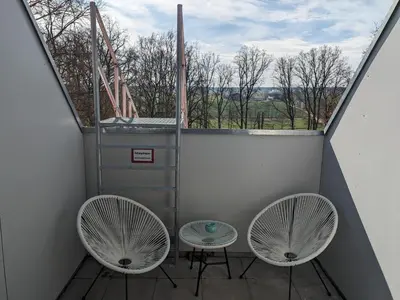 Ein Balkon oder eine Terrasse in der Unterkunft Suite 13 im Wald mit Balkon