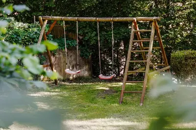 Ein Kinderspielbereich in der Unterkunft Villa Plassenburg