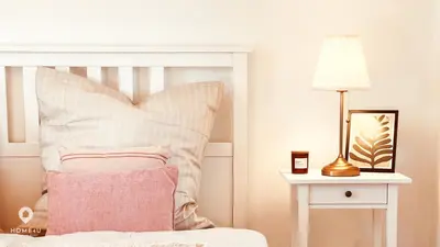 Ein Bett oder Betten in einem Zimmer der Unterkunft Zentrales Turm-Apt mit Terrasse