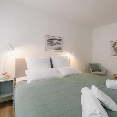 5 Min Central 1 Room Apartment - Opera