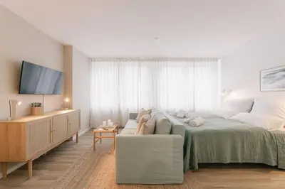 Ein Bett oder Betten in einem Zimmer der Unterkunft Central Apartment near Opera - 1 Room