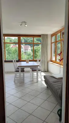 Ein Sitzbereich in der Unterkunft Ferienwohnung Familie Haas