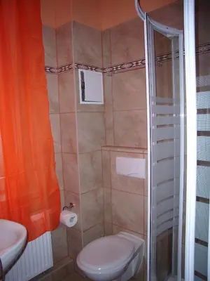 Ein Badezimmer in der Unterkunft Pension Valeria