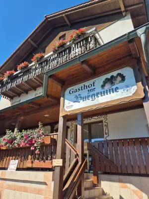 Ein Balkon oder eine Terrasse in der Unterkunft Gasthof zur Burgruine