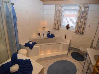 Ein Badezimmer in der Unterkunft Schönes Ferienhaus mit großem Garten bei Stadlern
