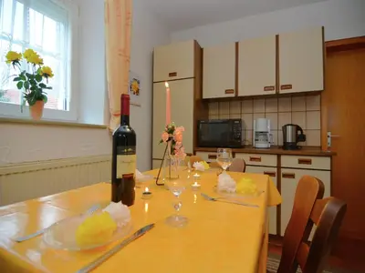 Küche/Küchenzeile in der Unterkunft Schönes Ferienhaus mit großem Garten bei Stadlern