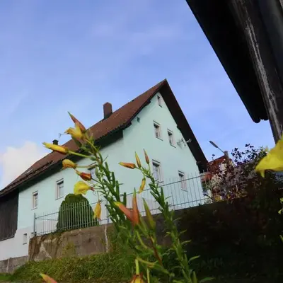 Schönes Ferienhaus mit großem Garten bei Stadlern