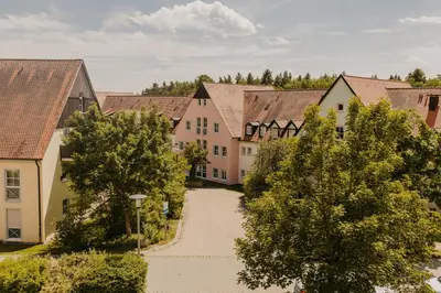 Das Gebäude in dem sich die Ferienwohnung befindet