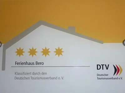 Ein Zertifikat, Auszeichnung, Logo oder anderes Dokument, das in der Unterkunft Hilma in the holiday home Bero ausgestellt ist