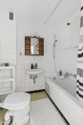 Ein Badezimmer in der Unterkunft Sali Homes SM13 -1-Room Apartment by Röhrensee