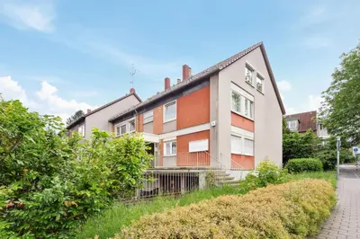 Das Gebäude in dem sich die Ferienwohnung befindet