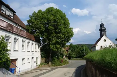 Das Gebäude in dem sich die Ferienwohnung befindet