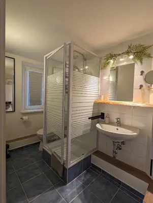 Ein Badezimmer in der Unterkunft Wallfried #2 Ferien- und Business Appartement Bayreuth