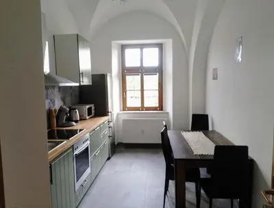 Küche/Küchenzeile in der Unterkunft Ferienwohnung im Rittergut Plohn 500 meter zum Freizeitpark
