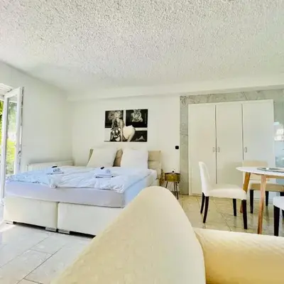 Suite 3
