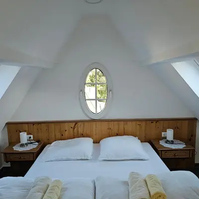 Ein Bett oder Betten in einem Zimmer der Unterkunft Ferienhaus Harmonie Kulmbach Zentrum