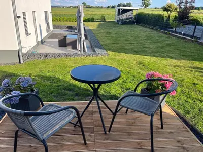 Ein Garten an der Unterkunft Beautiful Apartment II Tiny house