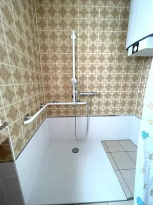 Ein Badezimmer in der Unterkunft Moderne FeWo Julia im Fichtelgebirge, Nähe Bayreuth