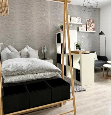 Ein Bett oder Betten in einem Zimmer der Unterkunft Solo by Zirwick Apartment