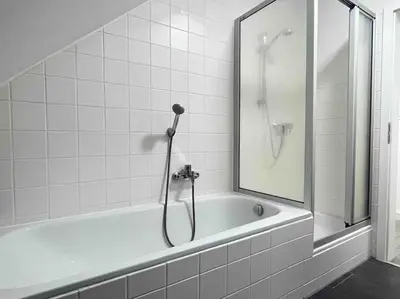 Ein Badezimmer in der Unterkunft SWF112 - Gemütliche Monteurwohnung Übergangswohnung