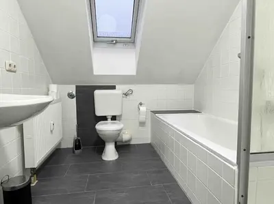 Ein Badezimmer in der Unterkunft SWF112 - Gemütliche Monteurwohnung Übergangswohnung
