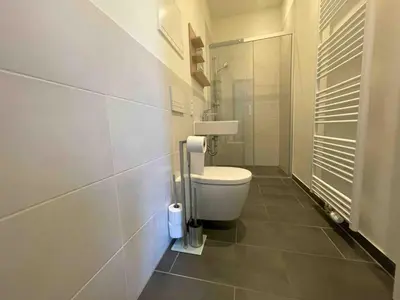Ein Badezimmer in der Unterkunft AM1014 - Modern eingerichtete Monteurwohnung Übergangswohnung