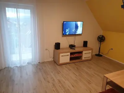 TV/Unterhaltungsangebot in der Unterkunft Großzügige Ferienwohnung