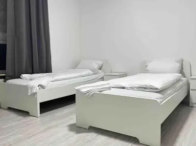 Ein Bett oder Betten in einem Zimmer der Unterkunft SWF111 - Komfortable Monteurwohnung Übergangswohnung