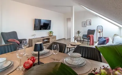 Ein Sitzbereich in der Unterkunft Panorama Apartment I Aufzug I Stellplatz I Natur