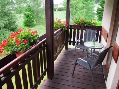 Ein Balkon oder eine Terrasse in der Unterkunft Hotel Berglandstübel