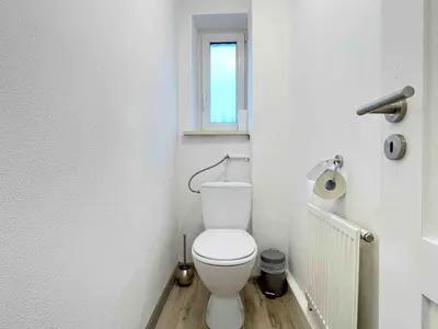 Ein Badezimmer in der Unterkunft SAD801 - Geräumige Monteurwohnung