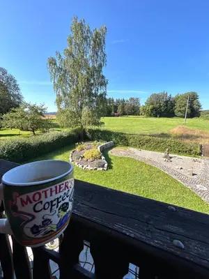 Ein Garten an der Unterkunft WaldGold