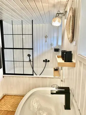 Ein Badezimmer in der Unterkunft Ferienhaus Erbse