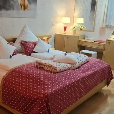 Resi's Zimmer mit Bad und Terrasse