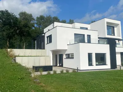 Das Gebäude in dem sich die Ferienwohnung befindet