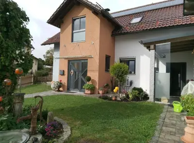 Ein Garten an der Unterkunft Ferienhaus Hammerl
