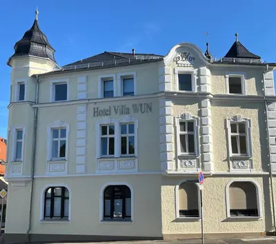 Das Gebäude in dem sich das Hotel befindet