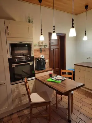 Küche/Küchenzeile in der Unterkunft Ferienhaus Rötzer - Forsthausschmankerl mit Sauna, Whirlpool und Grill