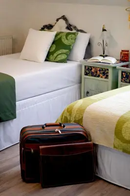 Ein Bett oder Betten in einem Zimmer der Unterkunft -Alirina- Ferienwohnung, 2 Schlafzimmer, Parkplatz
