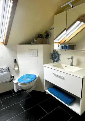 Ein Badezimmer in der Unterkunft -Alirina- Ferienwohnung, 2 Schlafzimmer, Parkplatz