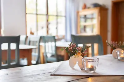 Ein Restaurant oder anderes Speiselokal in der Unterkunft Gasthof Alex