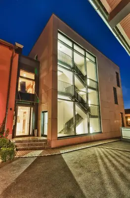 Das Gebäude in dem sich das Hotel befindet