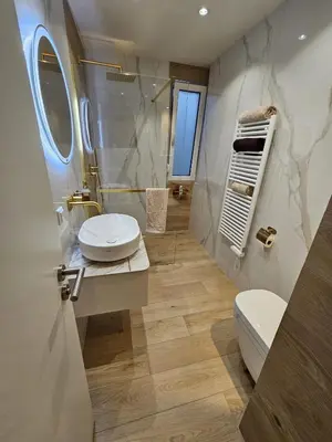 Ein Badezimmer in der Unterkunft Zu Gast im Goldparadies, Ferienwohnung
